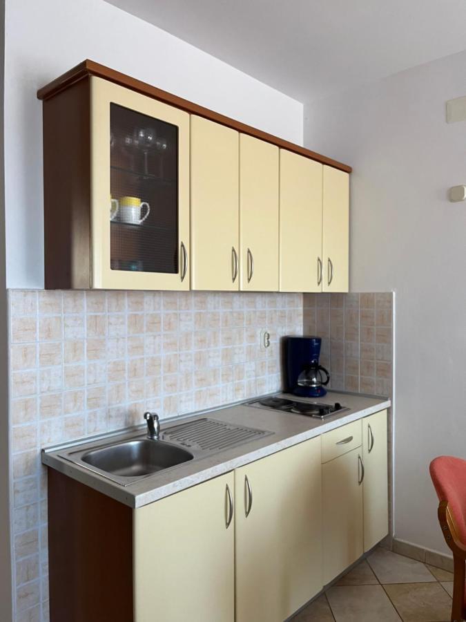 Apartments Poljski Put V Novalja Luaran gambar