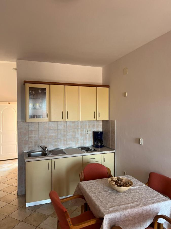 Apartments Poljski Put V Novalja Luaran gambar